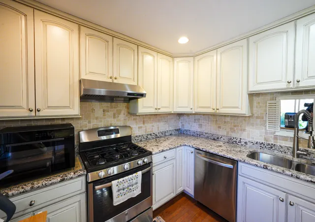 Photo 2 of Multi family home for sale at 6430 Pruthmore Ct, Lisle, IL 60532 | MLS# 12774116 | Listing updated on 2026-10-07