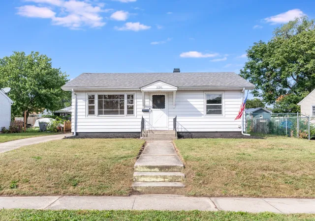 Photo 1 of Single family home for sale at 124 Riverside Dr, Montgomery, IL 60538 | MLS# 12774118 | Listing updated on 2026-10-03