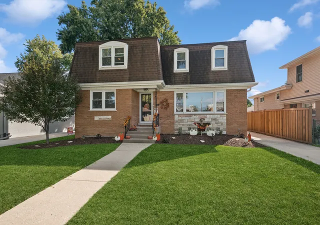 Photo 1 of Single family home for sale at 9043 Bartlett Ave, Brookfield, IL 60513 | MLS# 12774140 | Listing updated on 2026-10-07