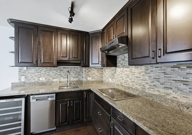 Photo 4 of Condo for sale at 4250 N Marine Dr #2731, Chicago, IL 60613 | MLS# 12774141 | Listing updated on 2026-10-07