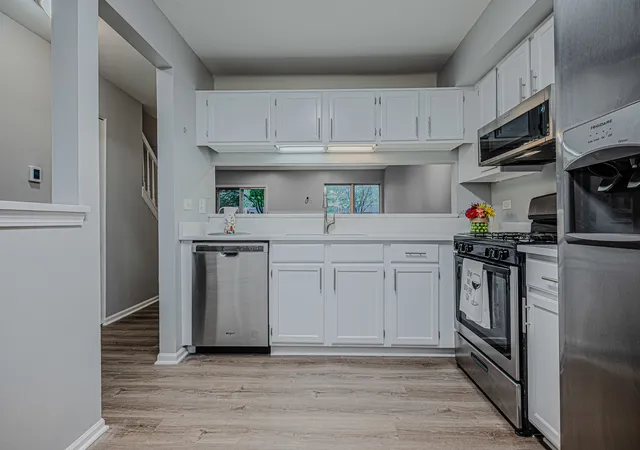 Photo 3 of Condo for sale at 1069 Talbots Ln #1069, Elk Grove Village, IL 60007 | MLS# 12774145 | Listing updated on 2026-10-06