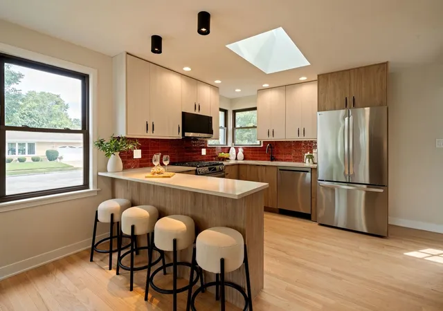 Photo 4 of Single family home for sale at 4333 W Main St, Skokie, IL 60076 | MLS# 12774199 | Listing updated on 2026-10-07