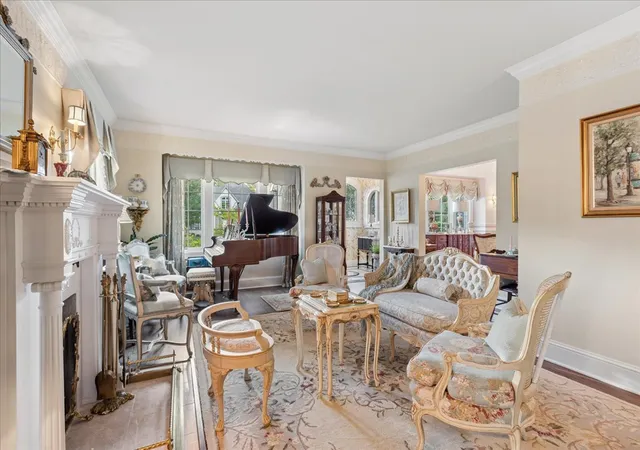 Photo 4 of Single family home for sale at 735 Hawthorne Ln, Geneva, IL 60134 | MLS# 12774208 | Listing updated on 2026-10-08