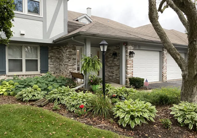 Photo 2 of Condo for sale at 1312 Coventry Cir #1312, Vernon Hills, IL 60061 | MLS# 12774222 | Listing updated on 2026-10-07