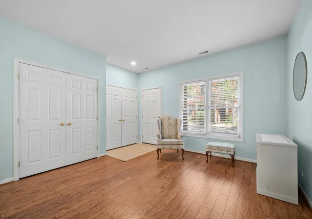Photo 3 of Townhouse for sale at 152 Dawson Dr #19, Elgin, IL 60120 | MLS# 12774228 | Listing updated on 2026-10-09