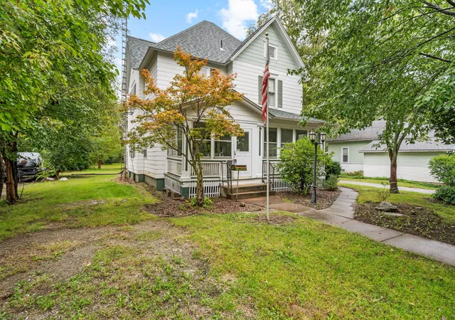 Photo 1 of Single family home for sale at 1315 Albany St, Erie, IL 61250 | MLS# 12774247 | Listing updated on 2026-10-07