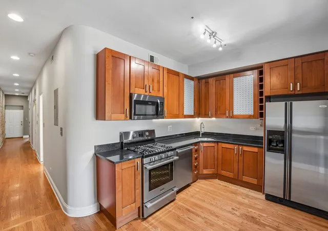 Photo 3 of Condo for sale at 4942 N Spaulding Ave #3S, Chicago, IL 60625 | MLS# 12774267 | Listing updated on 2026-10-08