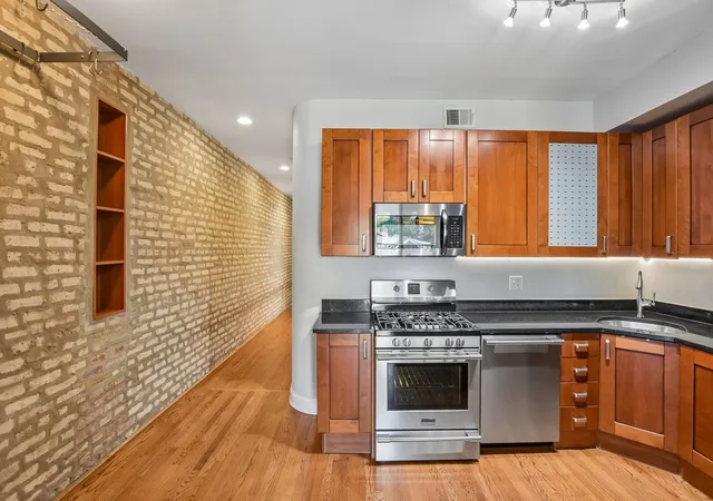 Photo 4 of Condo for sale at 4942 N Spaulding Ave #3S, Chicago, IL 60625 | MLS# 12774267 | Listing updated on 2026-10-08