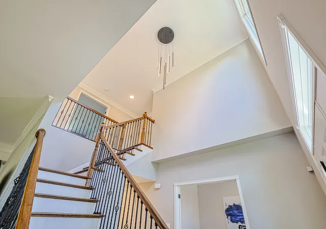 Photo 2 of Single family home for sale at 7 Tournament Dr S, Hawthorn Woods, IL 60047 | MLS# 12774270 | Listing updated on 2026-10-05