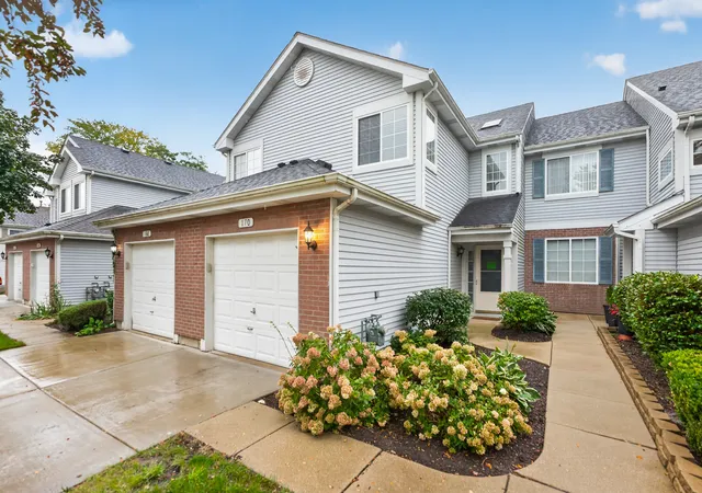 Photo 1 of Townhouse for sale at 170 Sierra Pass Dr, Schaumburg, IL 60194 | MLS# 12774286 | Listing updated on 2026-10-07