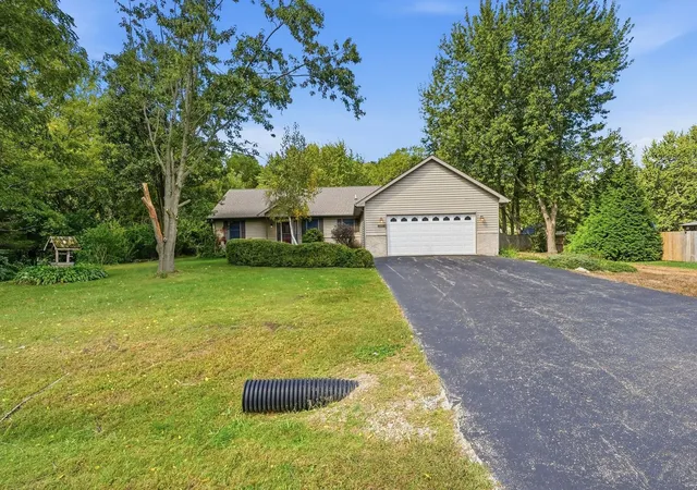 Single family home for sale at 35630 Linden Ln, Custer Park, IL 60481 | MLS# 12774293