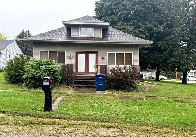 Photo 1 of Single family home for sale at 505 S Park St, Sheffield, IL 61361 | MLS# 12774327 | Listing updated on 2026-10-07