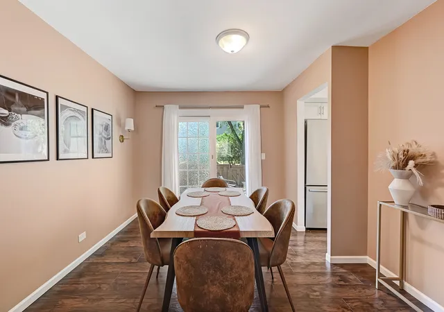 Photo 4 of Townhouse for sale at 216 Pinewood Ln, Bloomingdale, IL 60108 | MLS# 12774333 | Listing updated on 2026-10-01