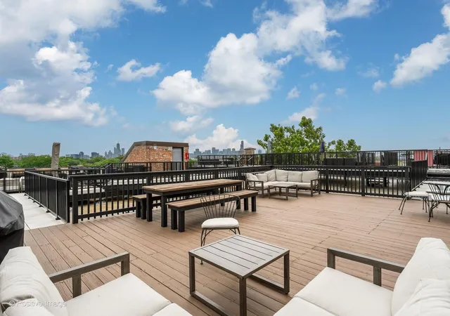 Photo 16 of Condo for sale at 2012 W Saint Paul Ave #207, Chicago, IL 60647 | MLS# 12774338 | Listing updated on 2026-10-08