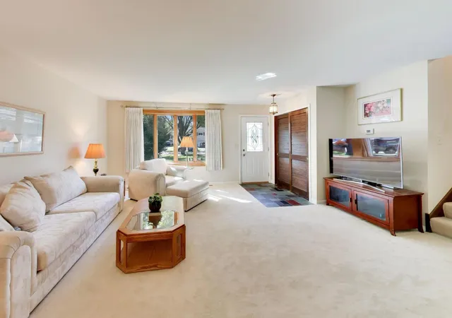 Photo 2 of Single family home for sale at 1411 E Wilson Ave, Wheaton, IL 60189 | MLS# 12774351 | Listing updated on 2026-10-04