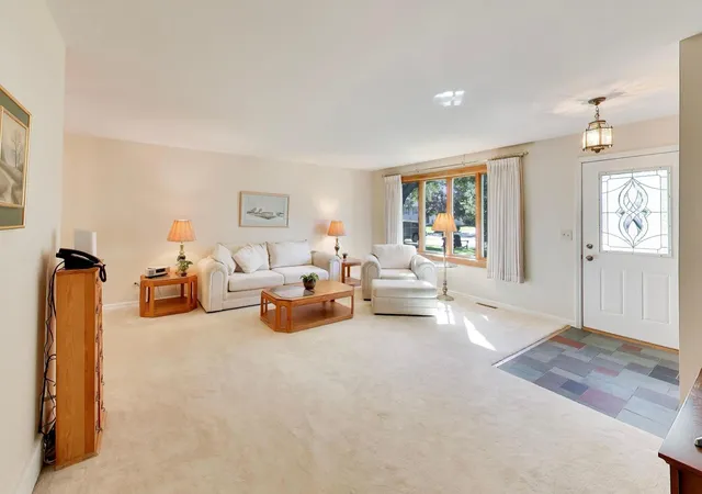 Photo 3 of Single family home for sale at 1411 E Wilson Ave, Wheaton, IL 60189 | MLS# 12774351 | Listing updated on 2026-10-04