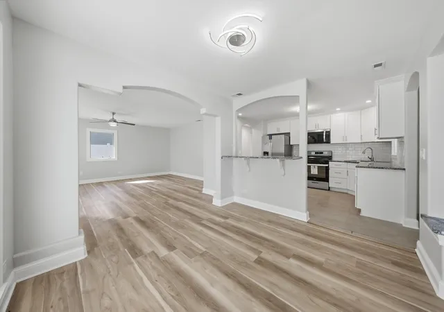 Photo 4 of Single family home for sale at 15248 Highland Ave, Orland Park, IL 60462 | MLS# 12774355 | Listing updated on 2026-10-07