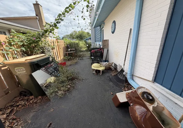 Photo 3 of Single family home for sale at 1357 S Vail Ave, Arlington Heights, IL 60005 | MLS# 12774357 | Listing updated on 2026-10-07