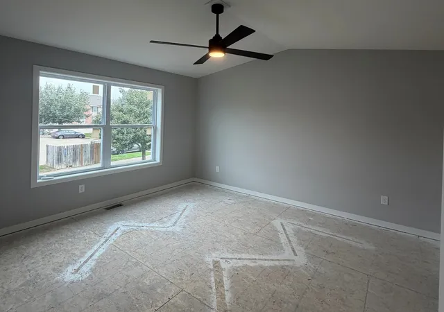 Photo 4 of Townhouse for sale at 1724 Millstone Dr, Normal, IL 61761 | MLS# 12774363 | Listing updated on 2026-10-07
