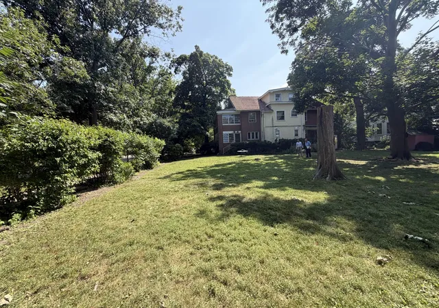 Photo 4 of Land for sale at 2530 Mcdaniel Ave, Evanston, IL 60201 | MLS# 12774373 | Listing updated on 2026-10-08