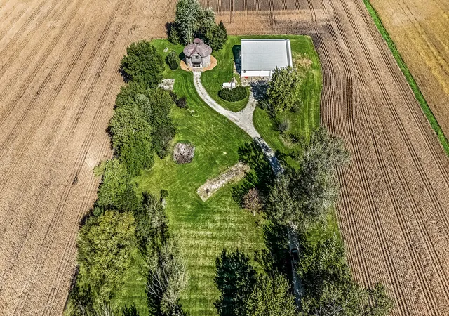 Photo 2 of Sale Pending at 22345 E 3100 North Rd, Dwight, IL 60420 | MLS# 12774379 | Listing updated on 2026-10-08