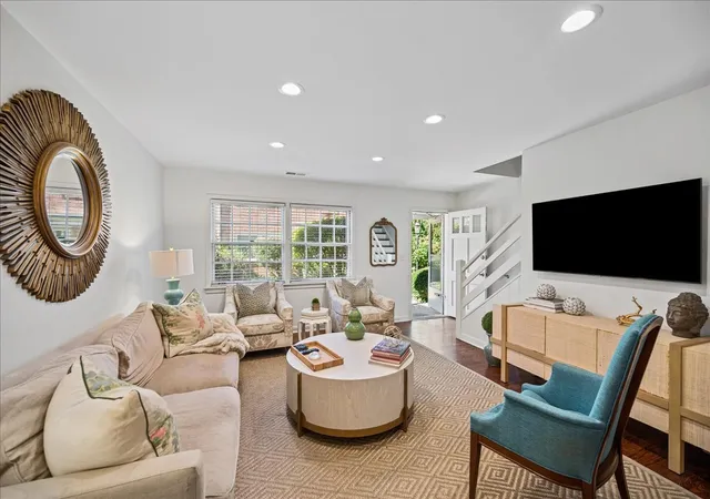Photo 3 of Townhouse for sale at 602 Lincoln Ave, Winnetka, IL 60093 | MLS# 12774391 | Listing updated on 2026-10-21