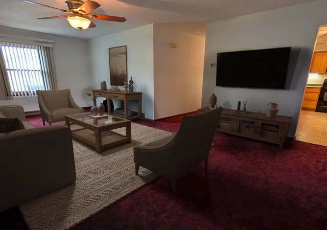 Photo 3 of Single family home for sale at 1364 Empire Ct, Freeport, IL 61032 | MLS# 12774400 | Listing updated on 2026-10-05
