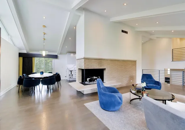 Photo 4 of Single family home for sale at 360 S Prospect Ave, Elmhurst, IL 60126 | MLS# 12774409 | Listing updated on 2026-10-08