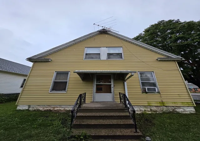 Single family home for sale at 500 14th Avenue, Rock Island, IL 61201 | MLS# 12774421