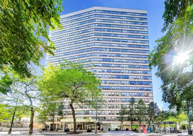 Condo for sale at 2930 N Sheridan Rd #1205, Chicago, IL 60657 | MLS# 12774436