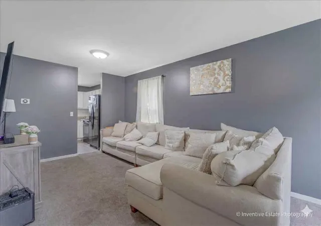 Photo 2 of Single family home for sale at 2031 Ridgemoor Dr, Plainfield, IL 60586 | MLS# 12774446 | Listing updated on 2026-10-07