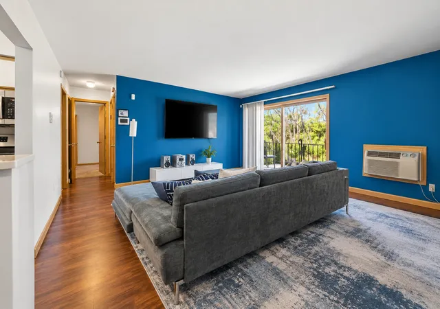 Photo 3 of Condo for sale at 1900 Canal St #2D, Blue Island, IL 60406 | MLS# 12774447 | Listing updated on 2026-10-06