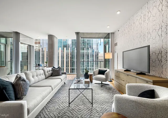 Photo 4 of Condo for sale at 600 N Fairbanks Ct #1811, Chicago, IL 60611 | MLS# 12774458 | Listing updated on 2026-10-22