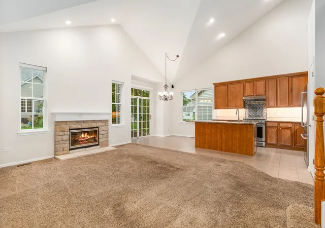 Photo 3 of Single family home for sale at 1179 Kingsley Ln, Aurora, IL 60505 | MLS# 12774461 | Listing updated on 2026-10-08
