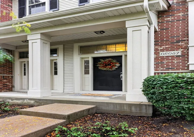 Photo 2 of Townhouse for sale at N067 Forsythe Ct, Winfield, IL 60190 | MLS# 12774462 | Listing updated on 2026-10-06