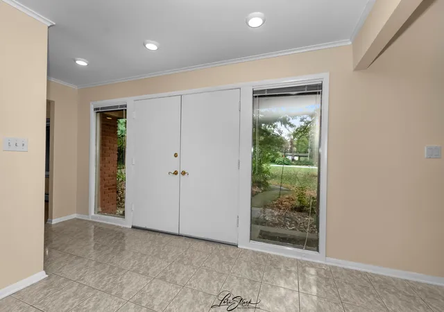 Photo 3 of Single family home for sale at 10s073 Clarendon Hills Rd, Willowbrook, IL 60527 | MLS# 12774469 | Listing updated on 2026-10-22