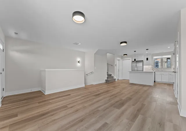 Photo 4 of Condo for sale at 220 S Western Ave #B, Chicago, IL 60612 | MLS# 12774494 | Listing updated on 2026-10-30