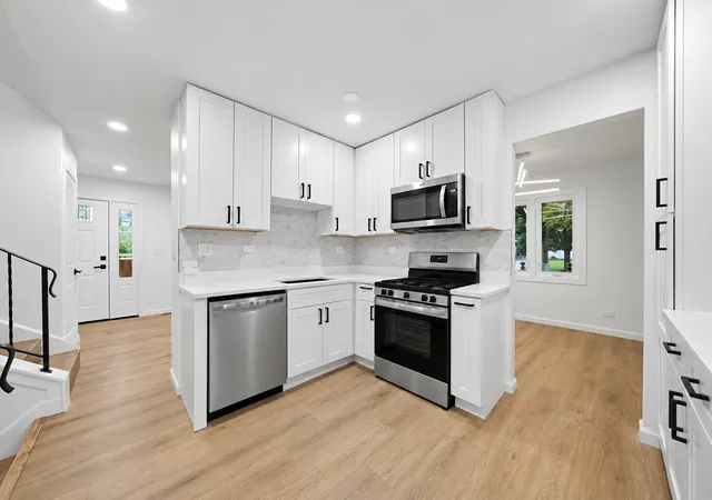 Photo 3 of Single family home for sale at 340 S Addison Ave, Lombard, IL 60148 | MLS# 12774505 | Listing updated on 2026-10-07