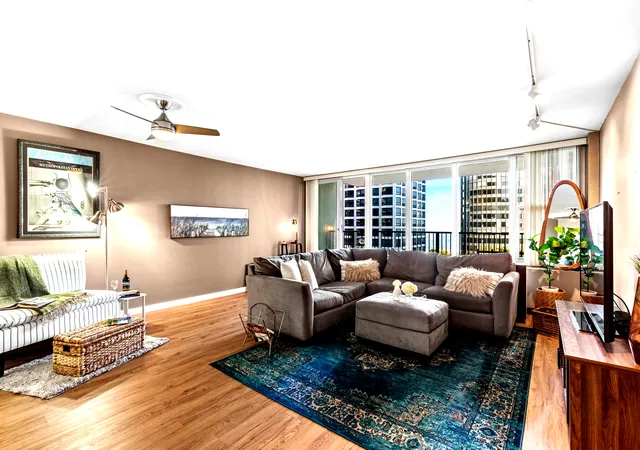 Photo 2 of Condo for sale at 400 E Randolph St #1223, Chicago, IL 60601 | MLS# 12774511 | Listing updated on 2026-10-08