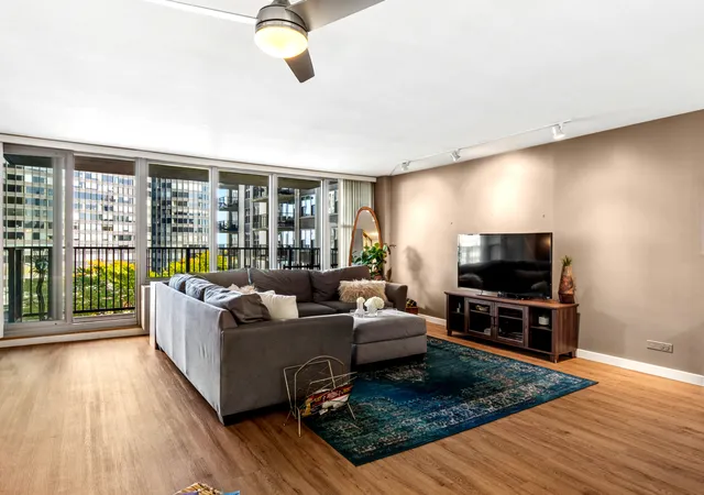 Photo 3 of Condo for sale at 400 E Randolph St #1223, Chicago, IL 60601 | MLS# 12774511 | Listing updated on 2026-10-08