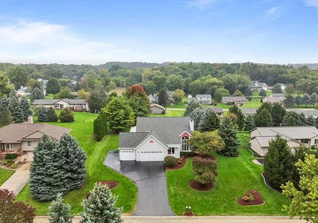 Photo 1 of Sale Pending at 3910 Mockingbird Ln, Byron, IL 61010 | MLS# 12774543 | Listing updated on 2026-10-07