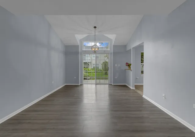 Listing Photo 4 - Condo for sale in building located at 2219 Waterleaf Ct, Naperville, IL 60564 - Unit #102