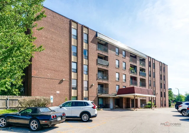 Photo 2 of Condo for sale at 6330 Lincoln Ave #2A, Morton Grove, IL 60053 | MLS# 12774581 | Listing updated on 2026-10-07