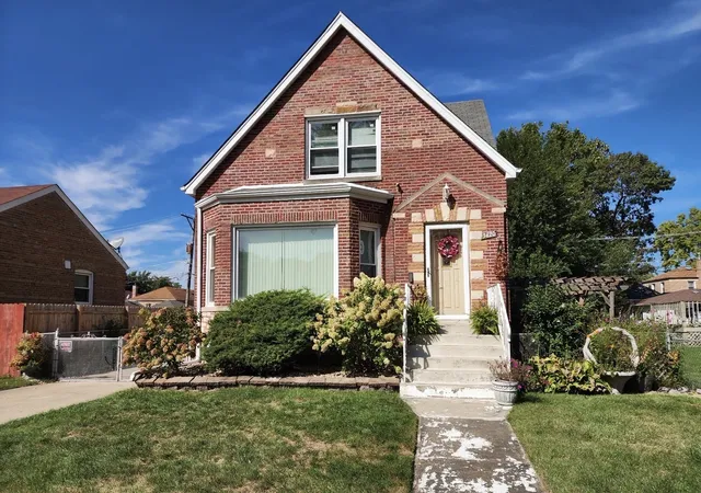 Single family home for sale at 3420 W 83rd Place, Chicago, IL 60652 | MLS# 12774617
