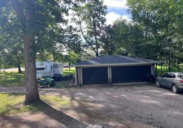 Photo 3 of Single family home for sale at 1701 W Low Ave, Mc Henry, IL 60050 | MLS# 12774651 | Listing updated on 2026-10-07