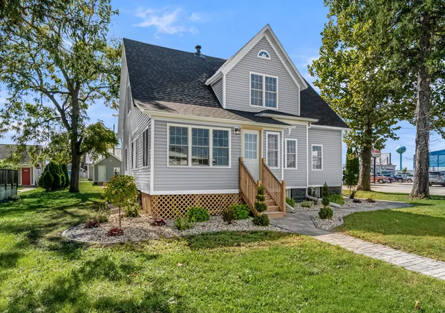 Photo 1 of Multi family home for sale at 421 W Mazon Ave, Dwight, IL 60420 | MLS# 12774654 | Listing updated on 2026-10-15
