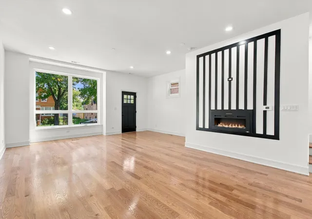 Photo 3 of Single family home for sale at 904 N Trumbull Ave, Chicago, IL 60651 | MLS# 12774673 | Listing updated on 2026-10-07