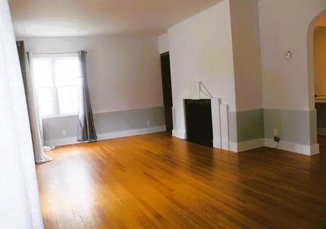 Photo 2 of Single family home for sale at 1351 W Lincoln Blvd, Freeport, IL 61032 | MLS# 12774678 | Listing updated on 2026-10-07