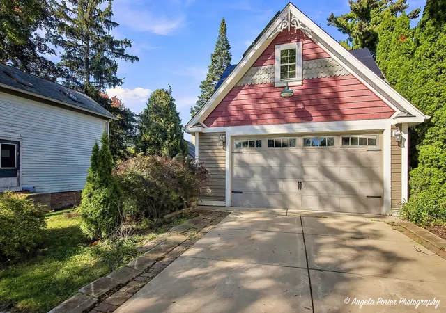 Photo 1 of Single family home for sale at 203 N Plum Grv Rd, Palatine, IL 60067 | MLS# 12774680 | Listing updated on 2026-10-07
