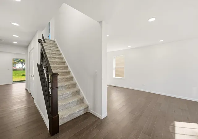 Photo 3 of Single family home for sale at 1818 W Pebblestone Dr, Romeoville, IL 60446 | MLS# 12774688 | Listing updated on 2026-10-07